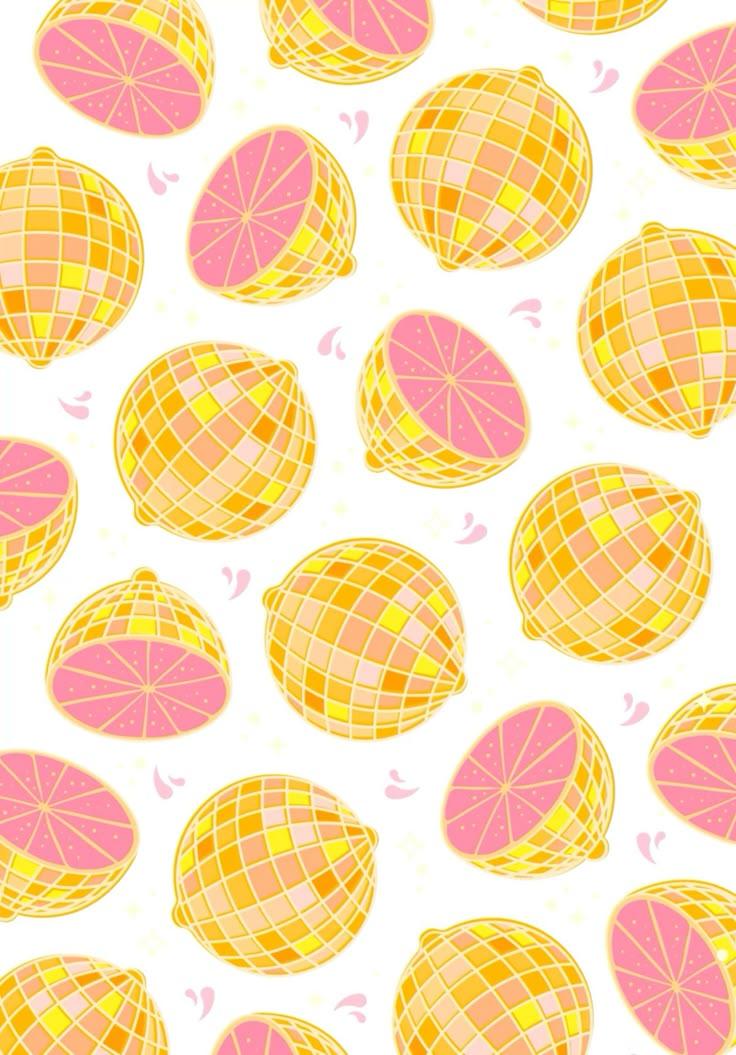 Sun-Kissed Sweets: Orchard's Finest Fruit Blend